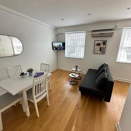 2B Soho Studios By Indigo Flats Sleeps 4 Londres Exterior foto