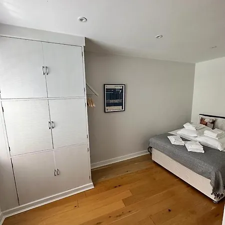 2B Soho Studios By Indigo Flats Sleeps 4 Londres Exterior foto